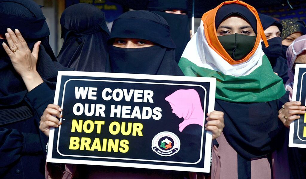 Hijab_ban_1024x600