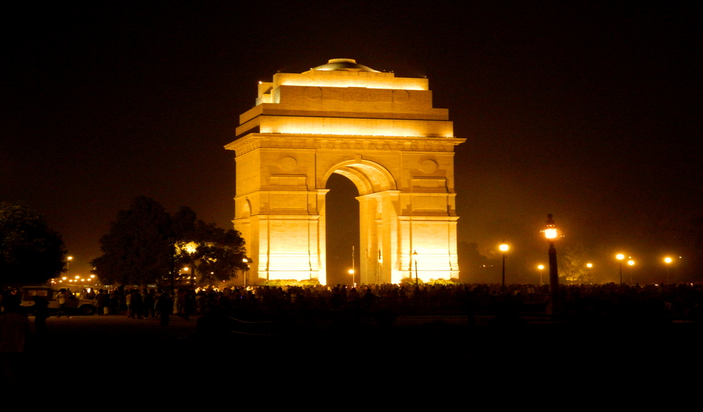 India_GateDelhi_1024x600